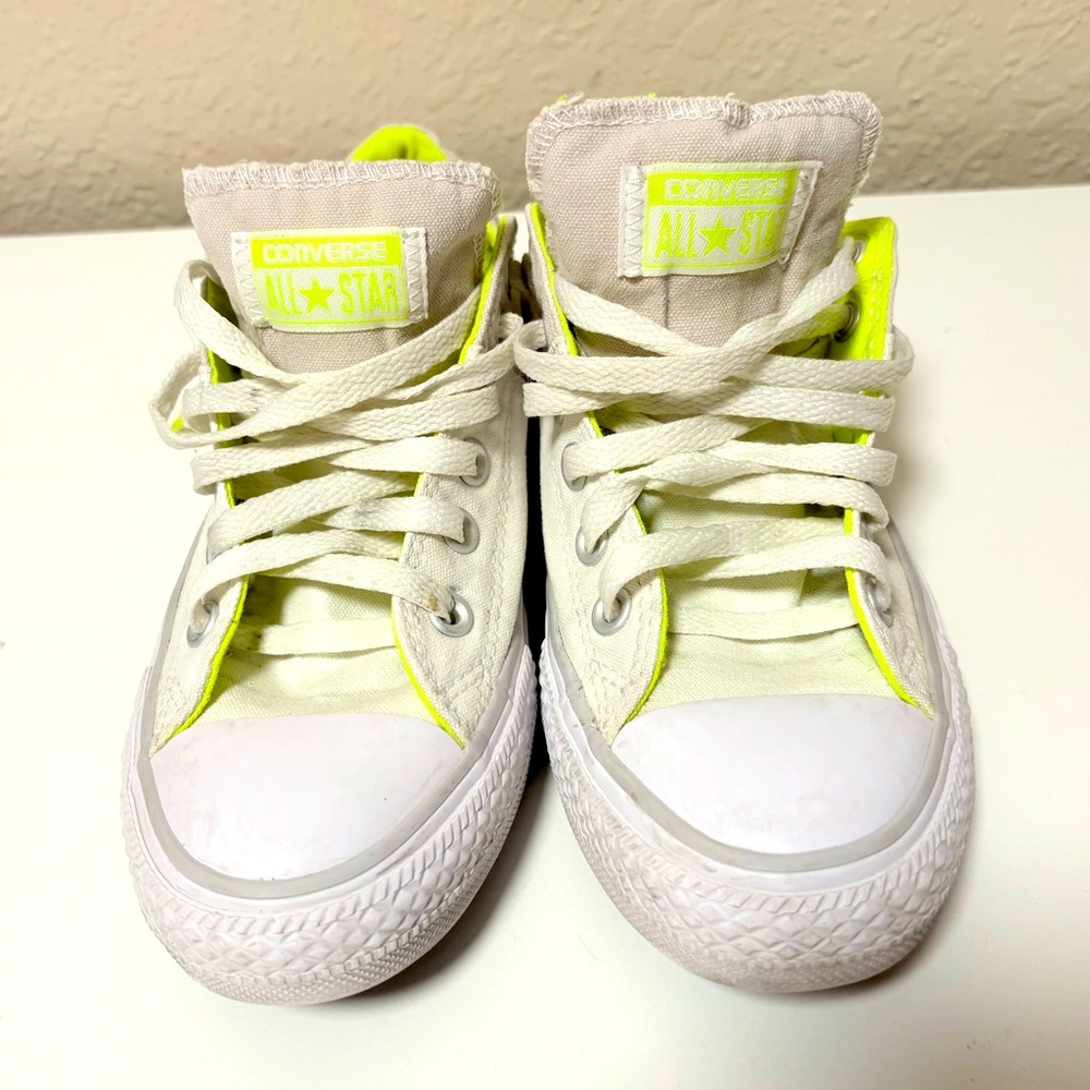 Women’s Allstar Converse Neon Green Taupe & White Size 8 Preowned